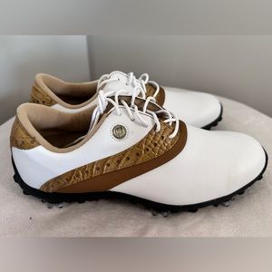 FootJoy Women’s Traditions golf shoes